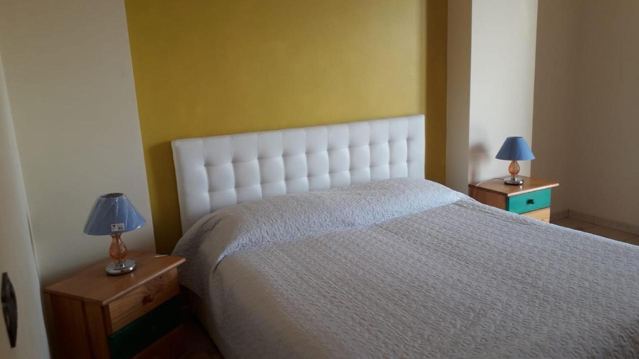 B&B La Sirena Санта Тереза ди Рива Екстериор снимка