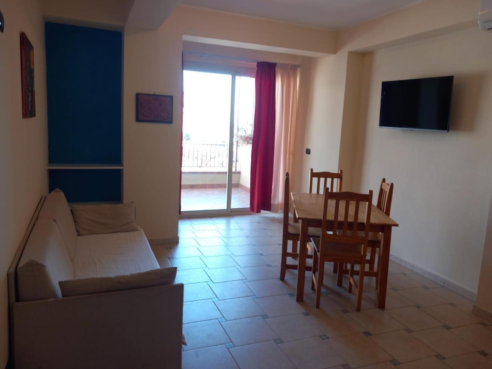 B&B La Sirena Санта Тереза ди Рива Екстериор снимка