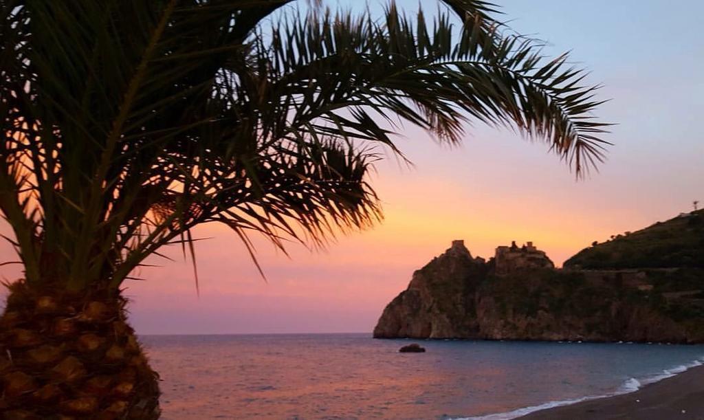 B&B La Sirena Санта Тереза ди Рива Екстериор снимка